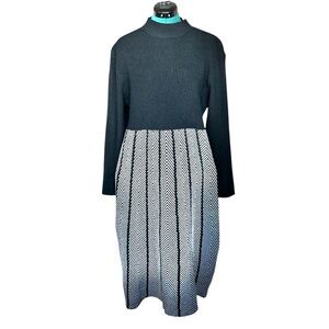 SHEIN Black and White Long Sleeve Sweater Dress